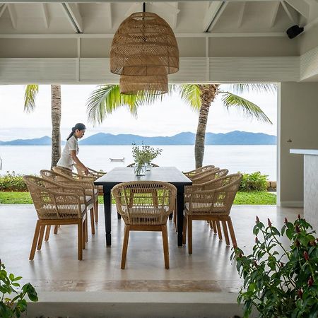 Miskawaan Beachfront Villas Маенам Экстерьер фото