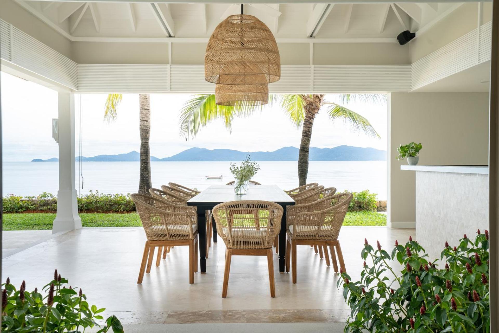 Miskawaan Beachfront Villas Маенам Экстерьер фото