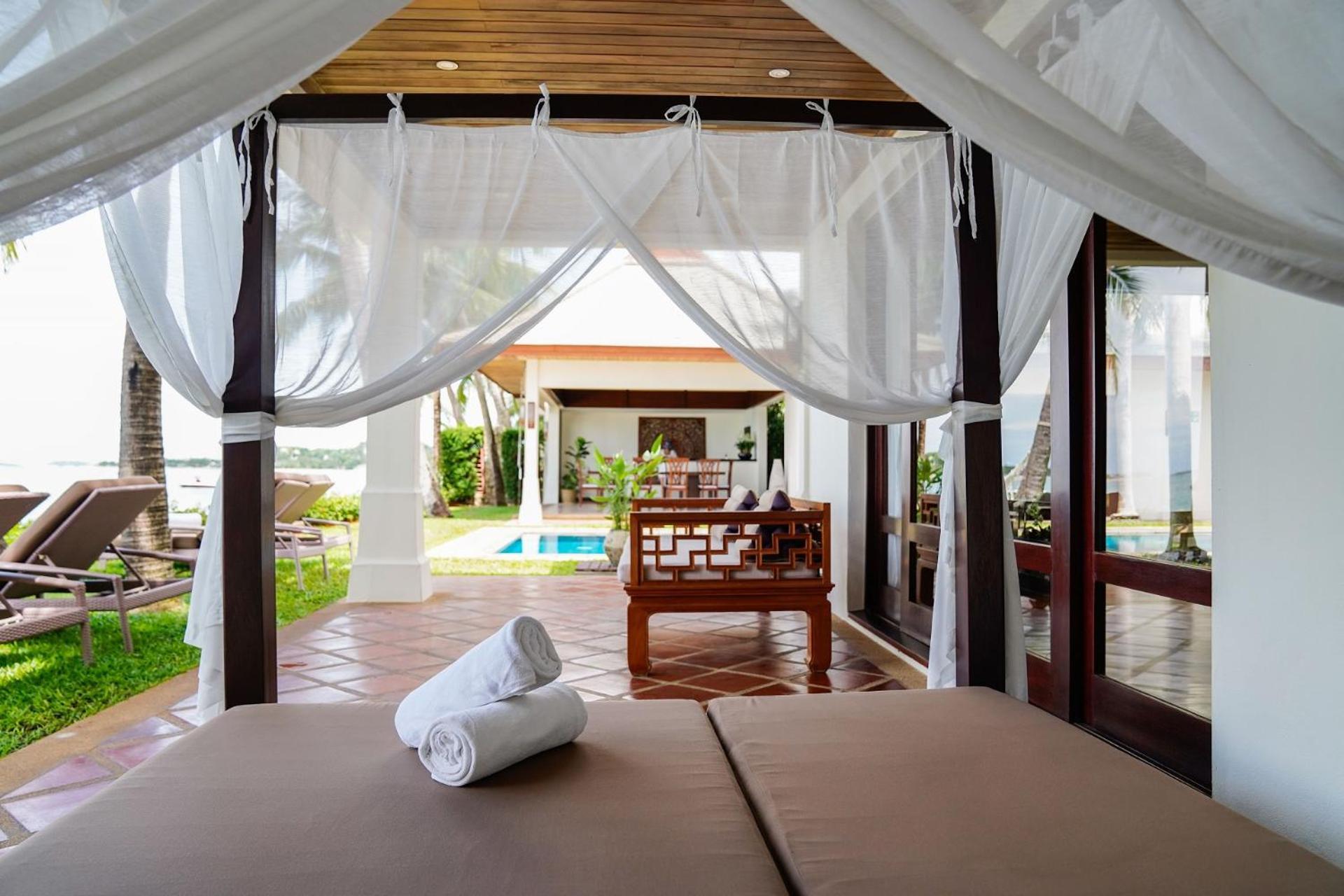 Miskawaan Beachfront Villas Маенам Экстерьер фото