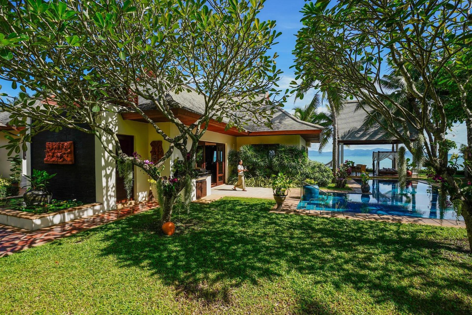 Miskawaan Beachfront Villas Маенам Экстерьер фото